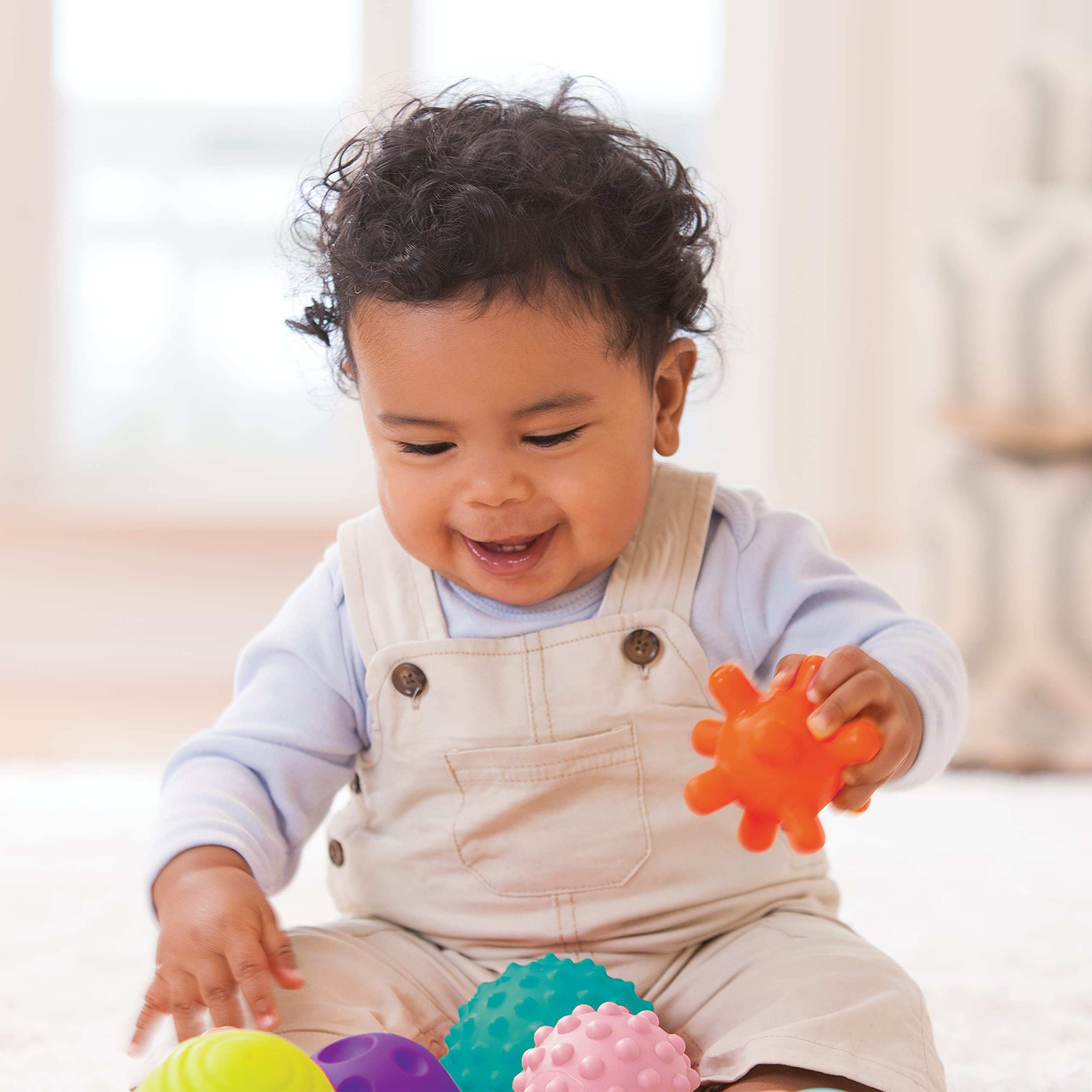 Foto 4 pulgar | Juego De Bolas Múltiples Texturizadas Toy Infantino Para Más De 6 Meses - Venta Internacional.