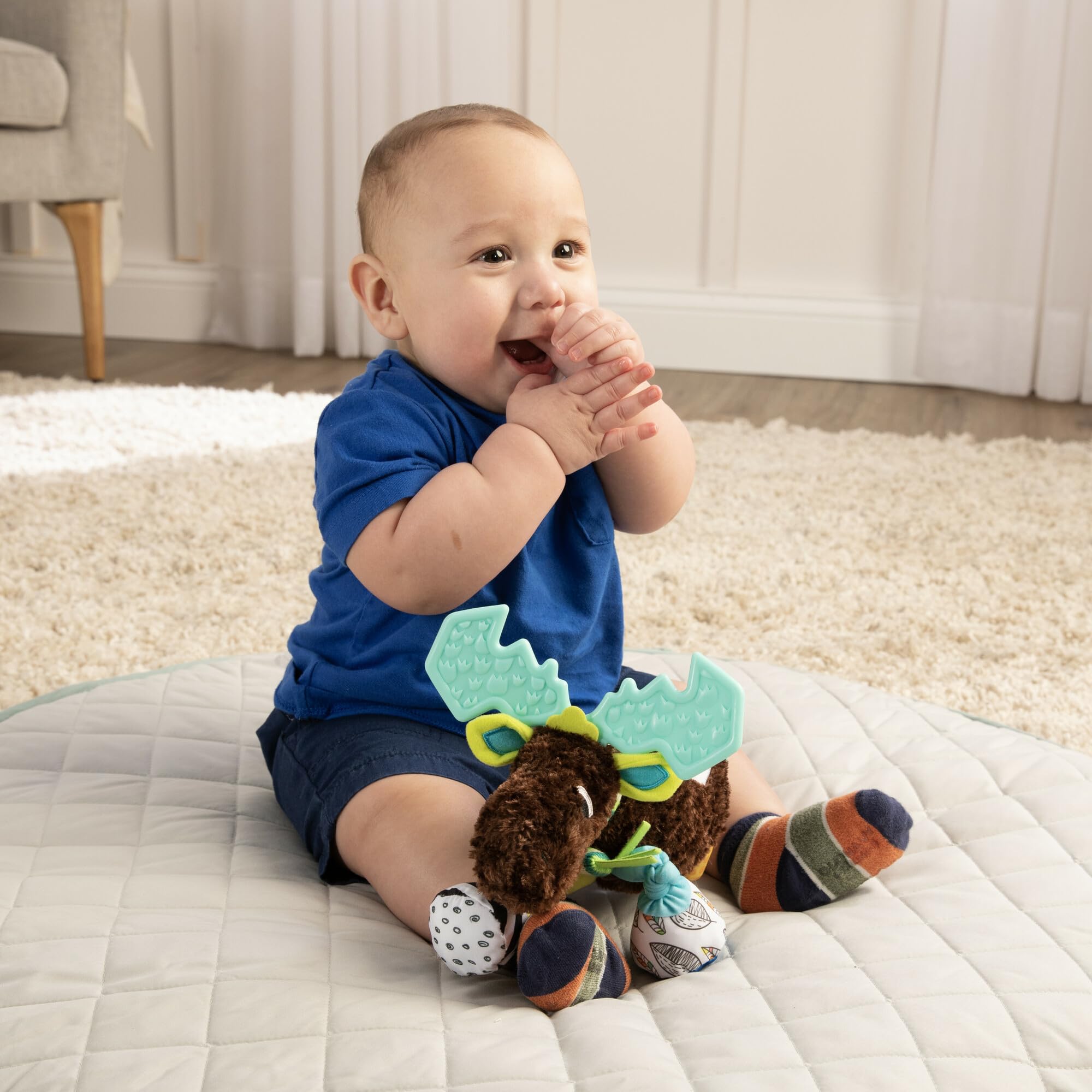 Foto 5 pulgar | Asiento De Coche Y Cochecito De Juguete Con Clip Lamaze Mortimer The Moose - Venta Internacional.