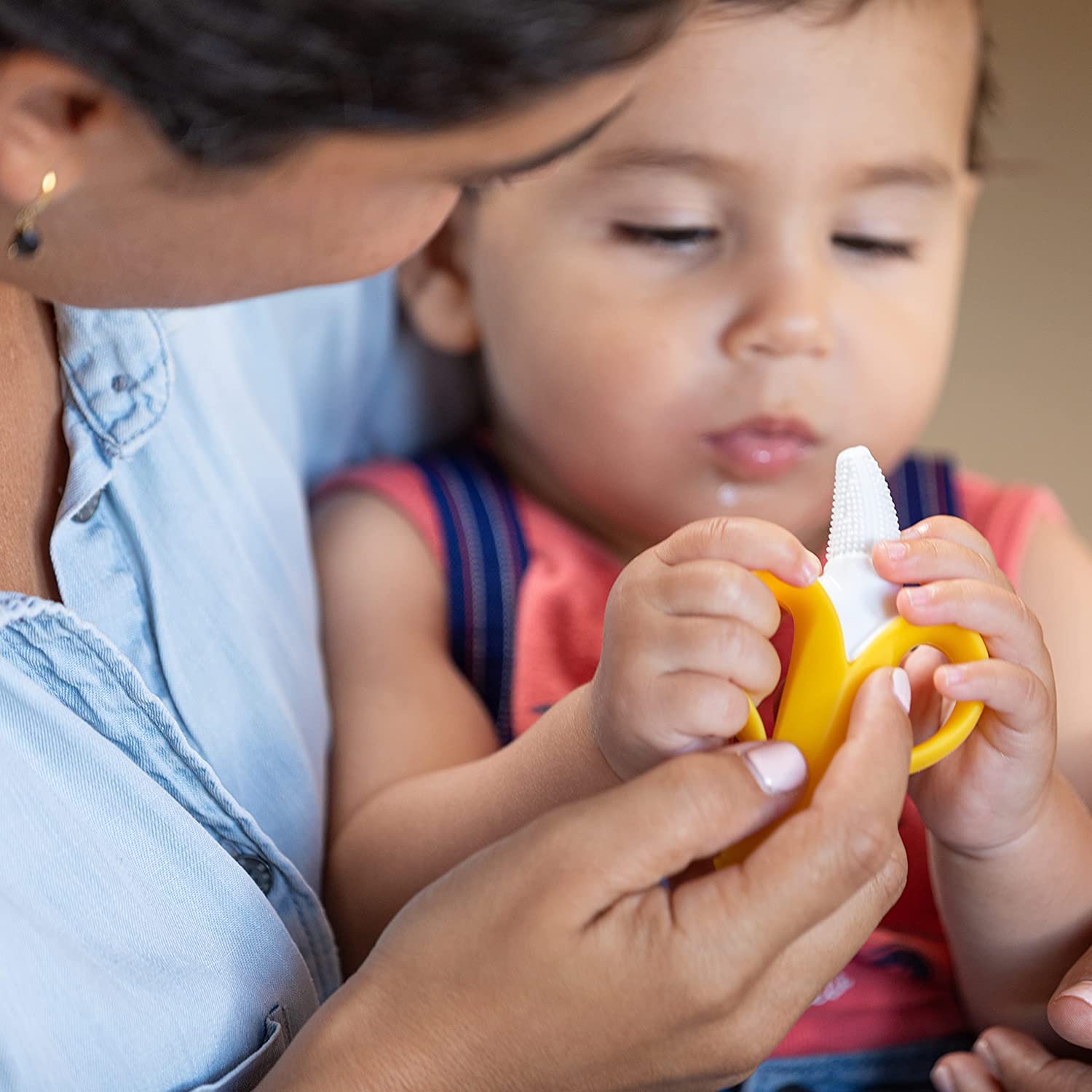 Foto 4 pulgar | Masaje De Plátano Teether Nuby Nananubs Para Bebés De Más De 3 Meses - Venta Internacional.