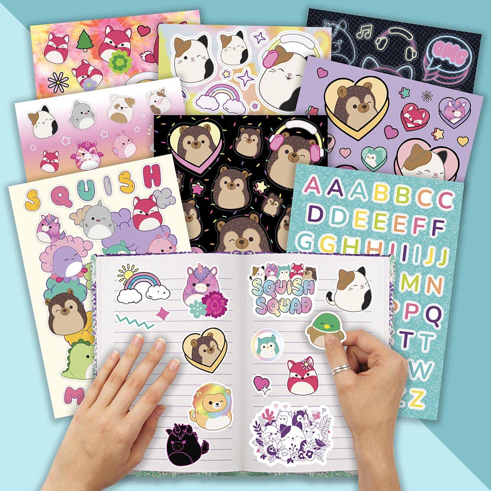 Foto 2 | Libro De Pegatinas Fashion Angels Squishmallows, Más De 1000 Pegatinas - Venta Internacional.
