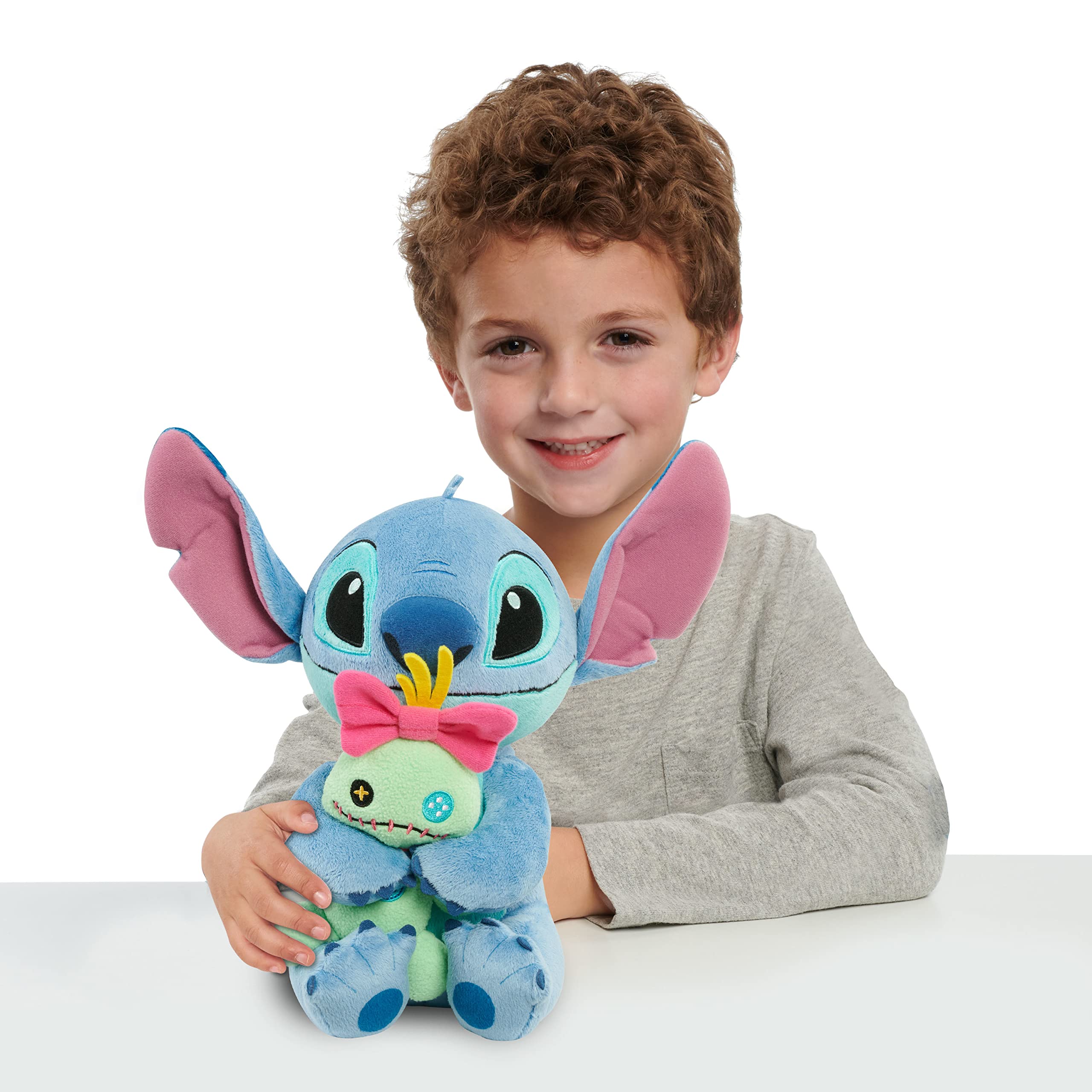 Foto 3 pulgar | Peluche De Peluche Disney Classics Lil Friends Stitch Con Peluche - Venta Internacional.