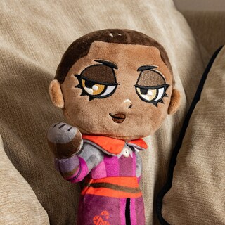 Foto 5 | Réplica Oficial De Plushie Numskull Destiny 2 Ikora Soft - Venta Internacional.