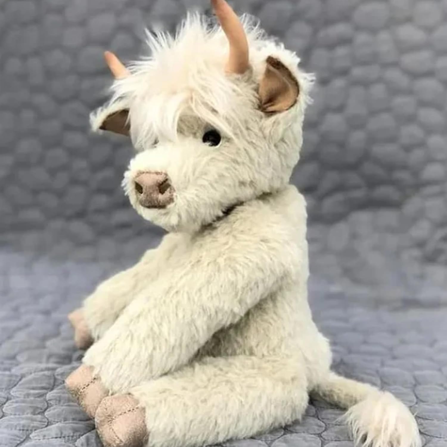 Foto 4 pulgar | Peluche Theorbi De Vaca Realista De Las Tierras Altas Escocesas De 25 Cm Con Música - Venta Internacional.