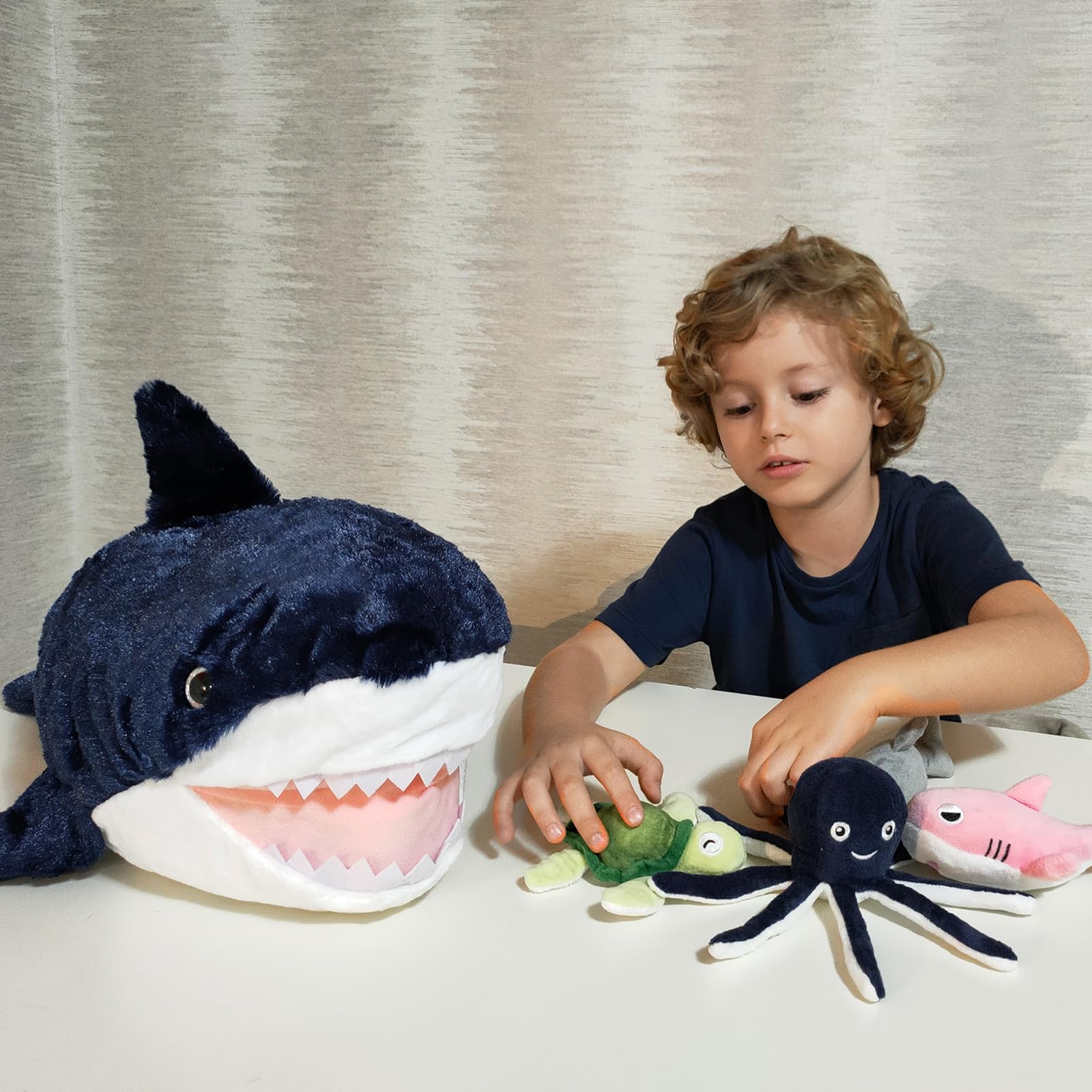 Foto 4 pulgar | Set De Animales De Peluche Tiburón Maogolan Con 4 Animales Marinos Pequeños - Venta Internacional.