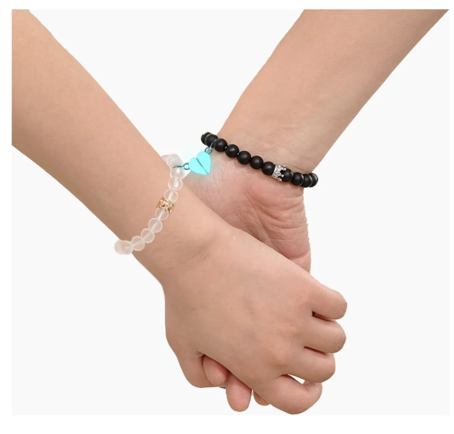 Foto 3 pulgar | 2pc Xtellar Pulseras Para Parejas Imán Brilla Oscuridad, Amor Eterno