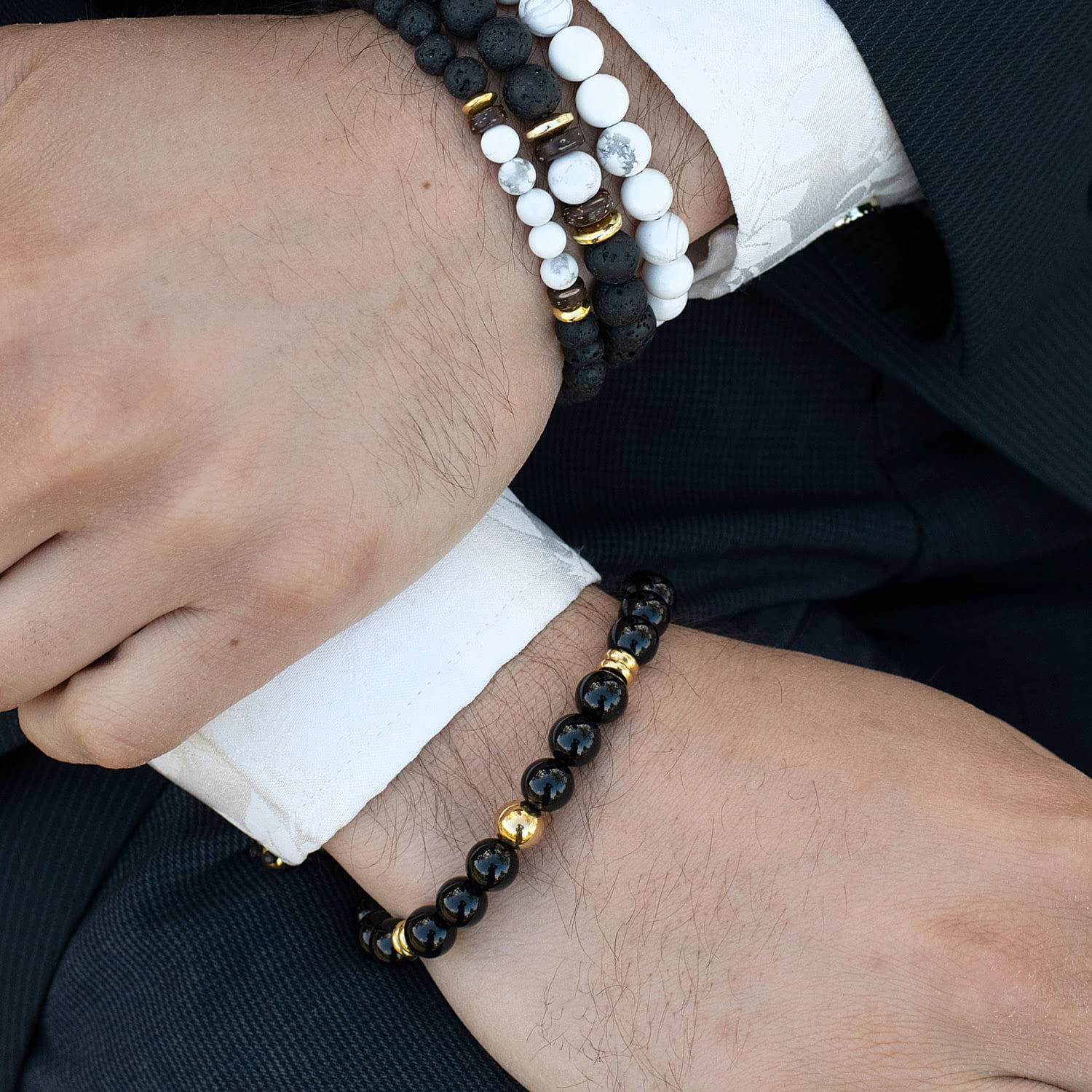 Foto 4 | Pulsera West Coast Jewelry Con Piedra De Ónix, Acero Chapado En Oro - Venta Internacional.