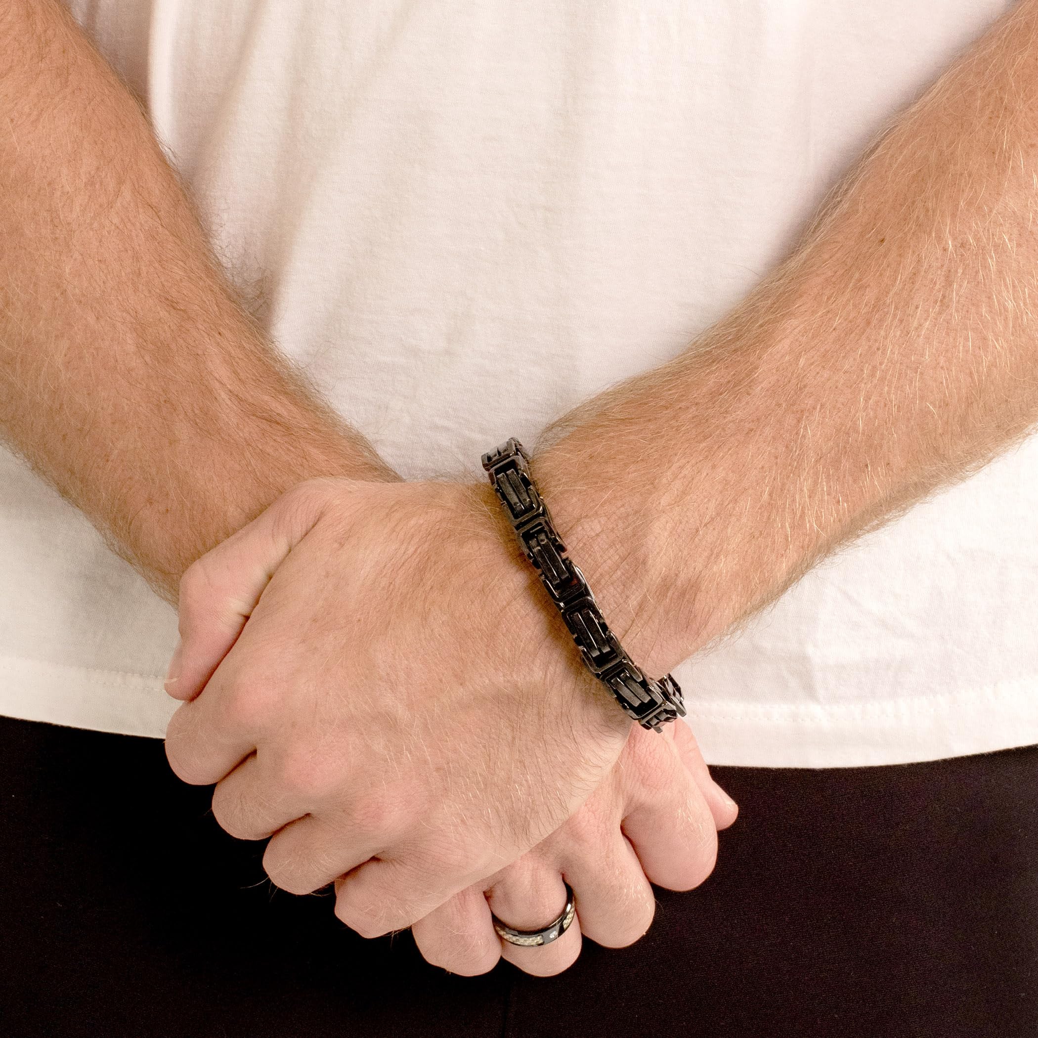 Foto 7 pulgar | Pulsera West Coast Jewelry Crucible De Acero Bizantino De 11 Mm - Venta Internacional.