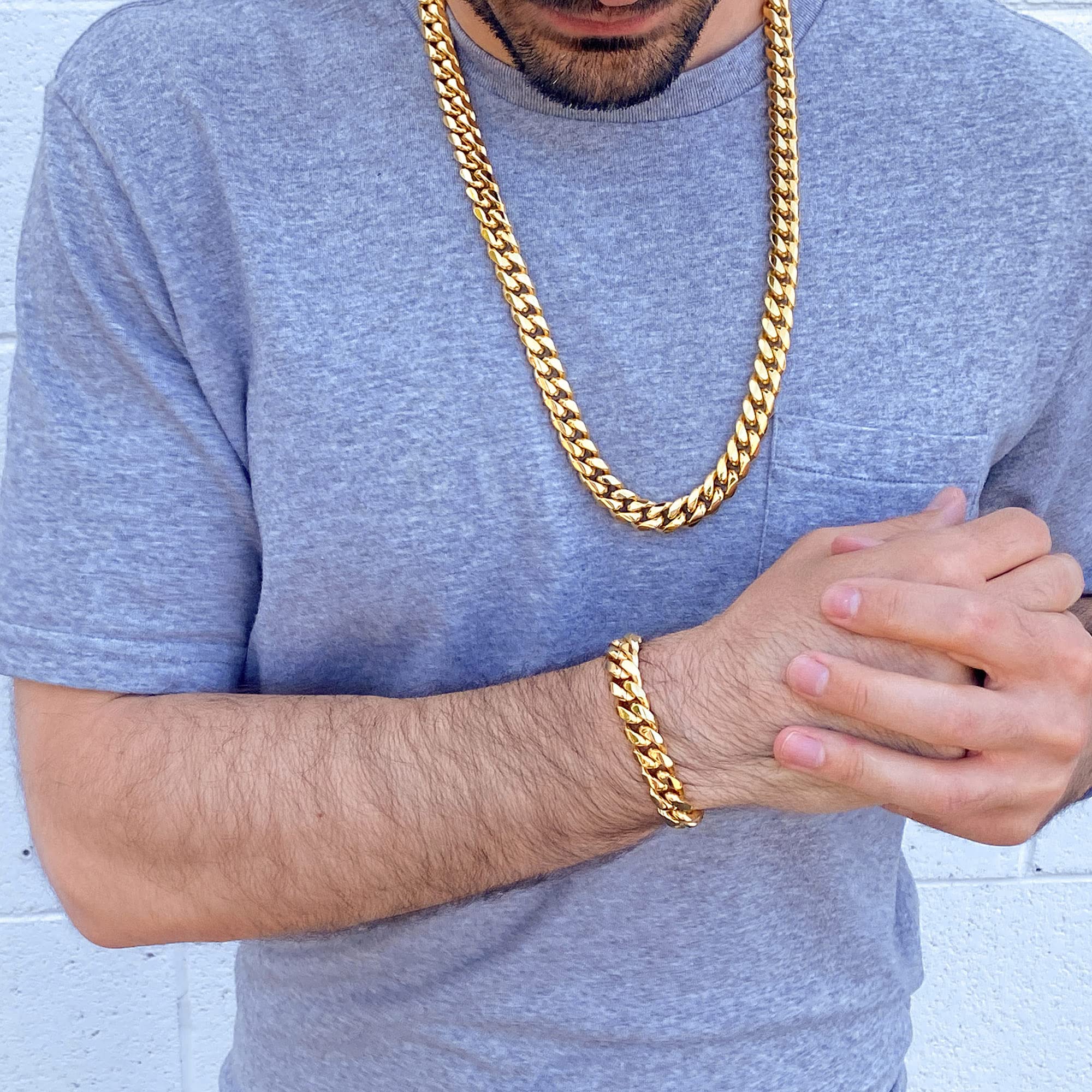 Foto 5 pulgar | Pulsera West Coast Jewelry Crucible De Acero Chapado En Oro, 8.5 Pulgadas - Venta Internacional.
