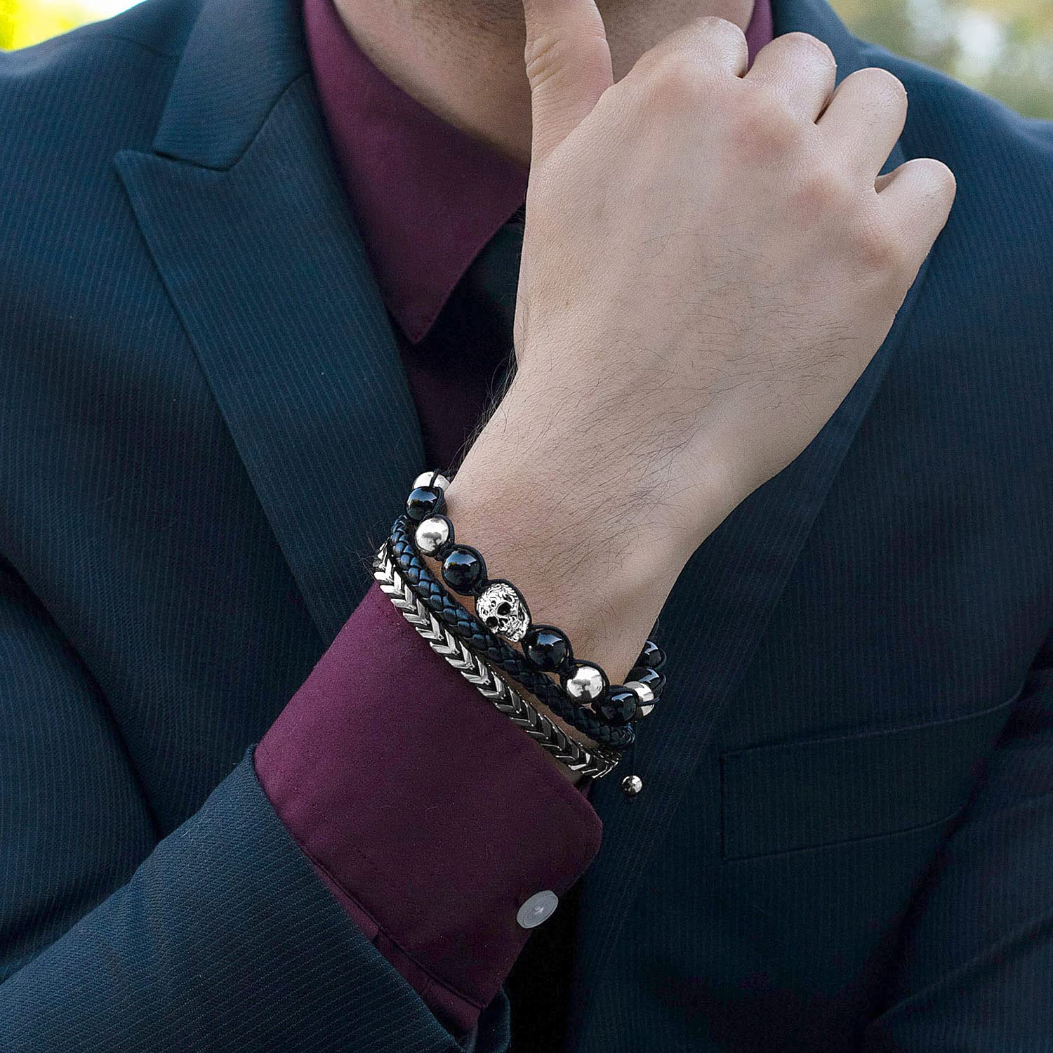 Foto 4 pulgar | Pulsera Crisol De Acero Inoxidable Con Forma De Calavera Y Ónix Con Cuentas - Venta Internacional.