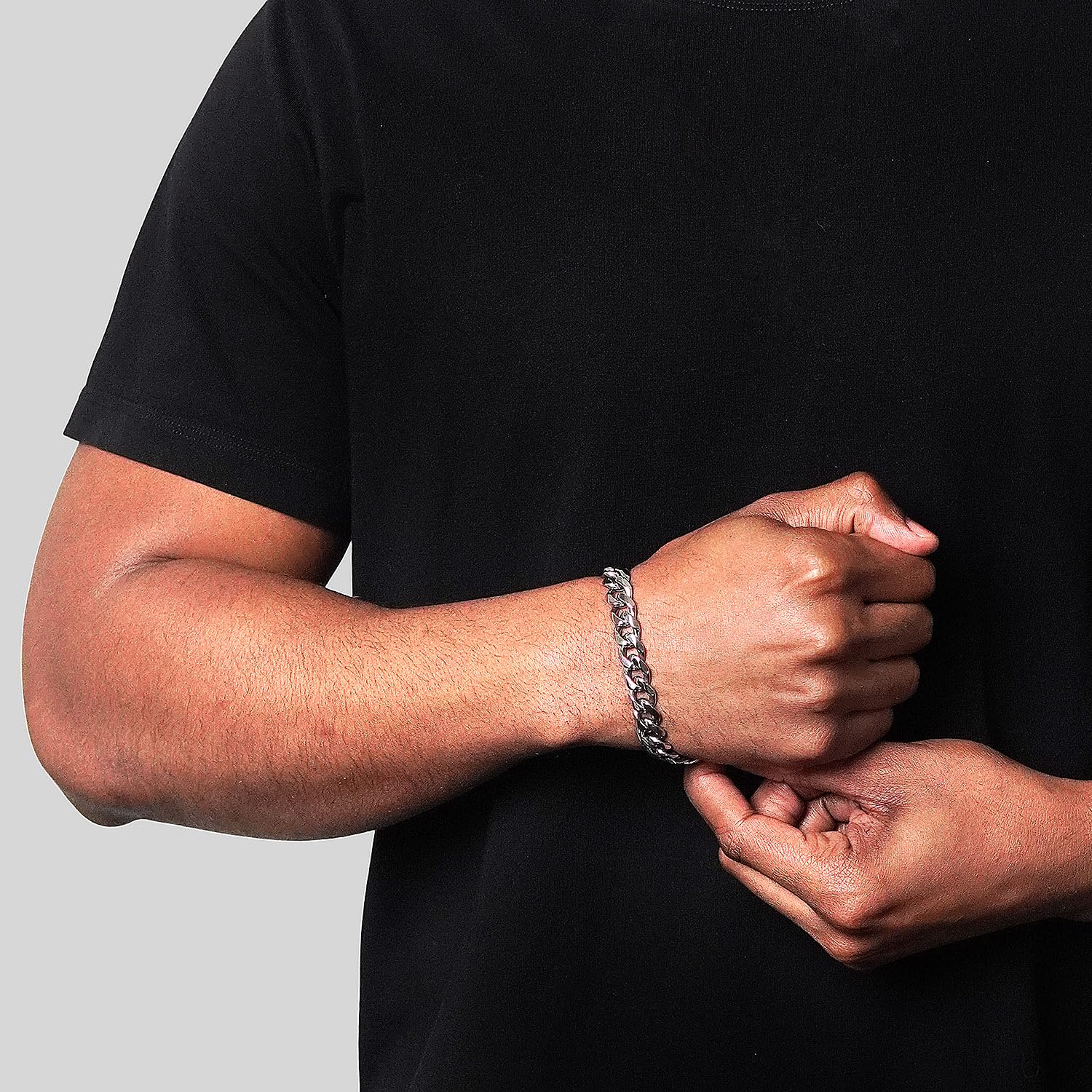 Foto 3 pulgar | Pulsera Invicta Silver De Acero Inoxidable Para Hombre De 11 Mm De Ancho - Venta Internacional.
