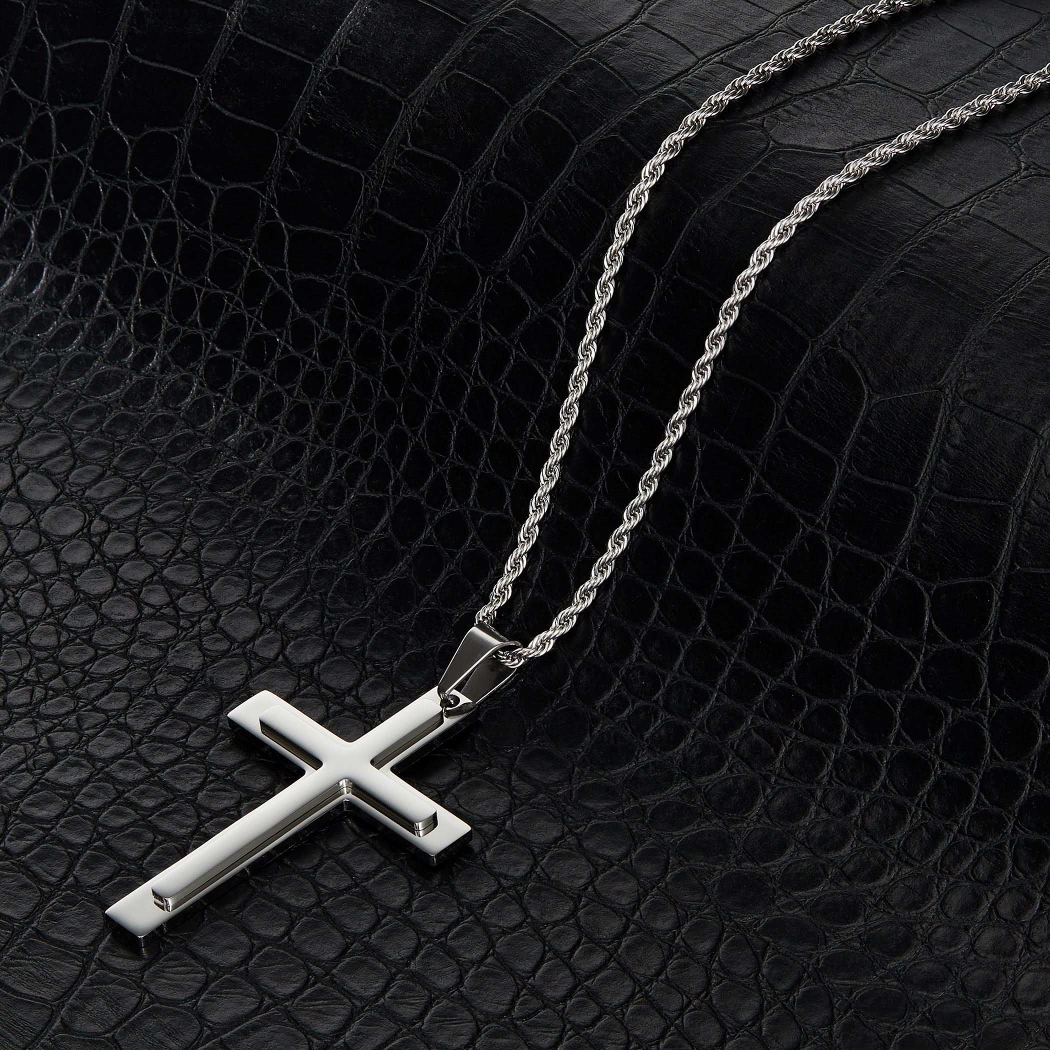 Foto 4 pulgar | Collar Invicta Jewelry De Acero Cruzado Con Capas Pulidas Para Hombre - Venta Internacional.