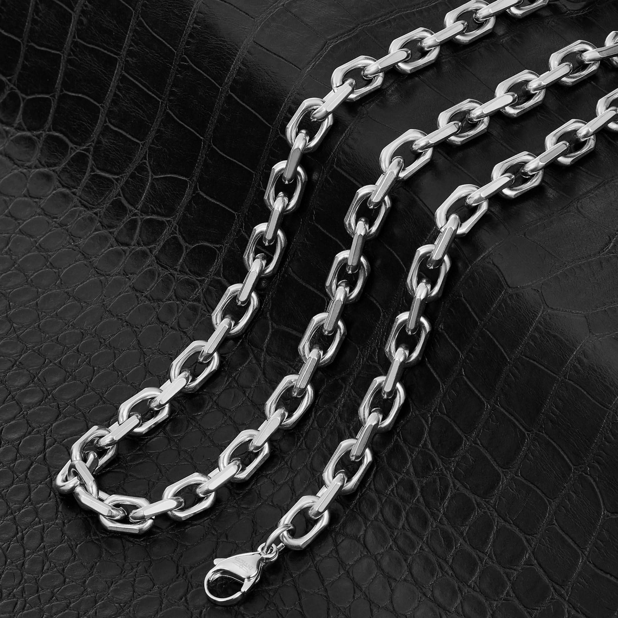 Foto 4 pulgar | Conjunto De Joyas: Pulsera Y Collar De Eslabones Con Borde Biselado Invicta - Venta Internacional.