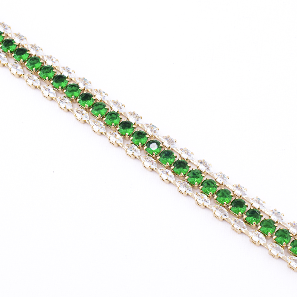 Foto 3 pulgar | Pulsera Linea Triple Circular En Tono Verde The Golden Store Chapa De Oro 18k