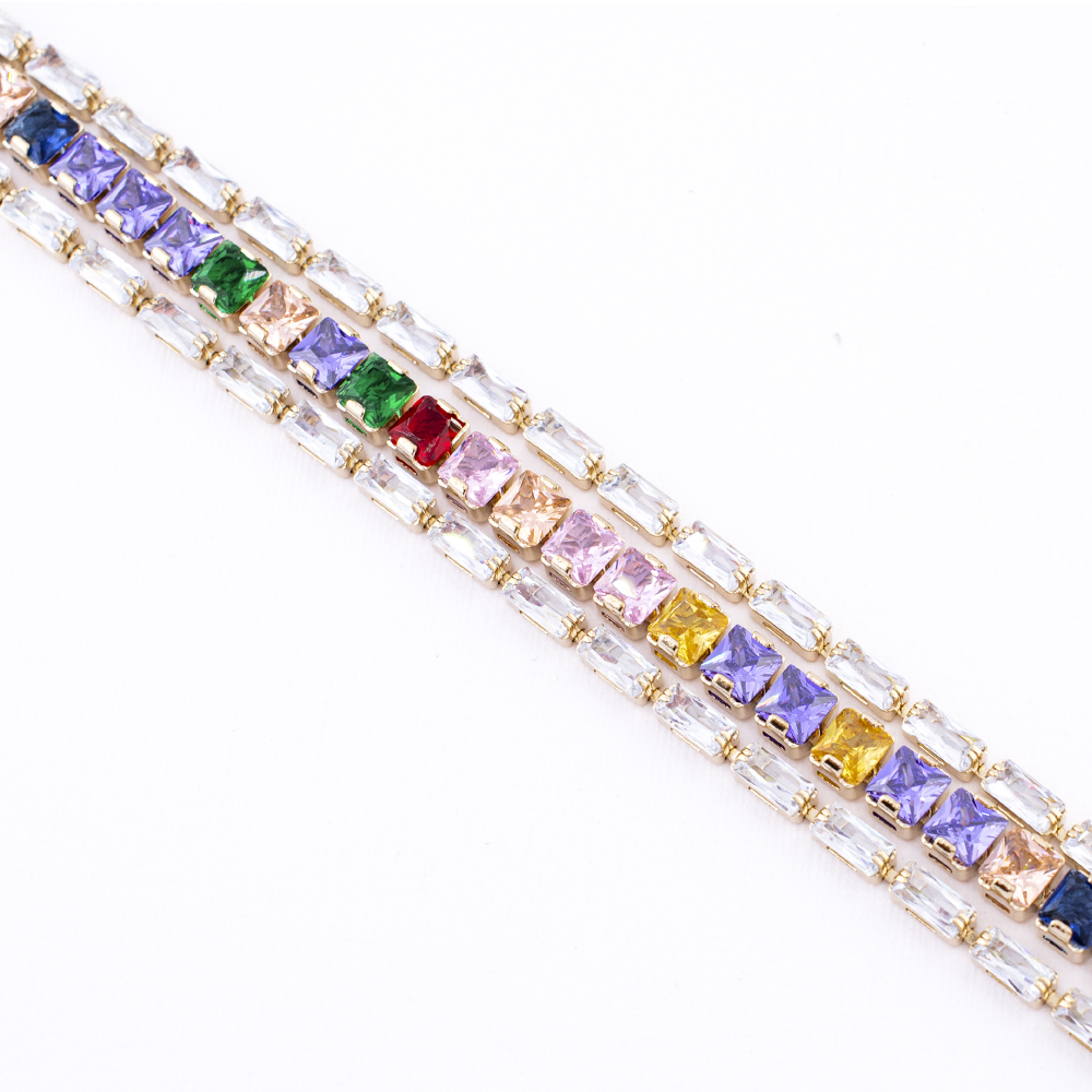 Foto 3 pulgar | Pulsera Linea Triple Cuadrado Multicolor The Golden Store Chapa De Oro 18k
