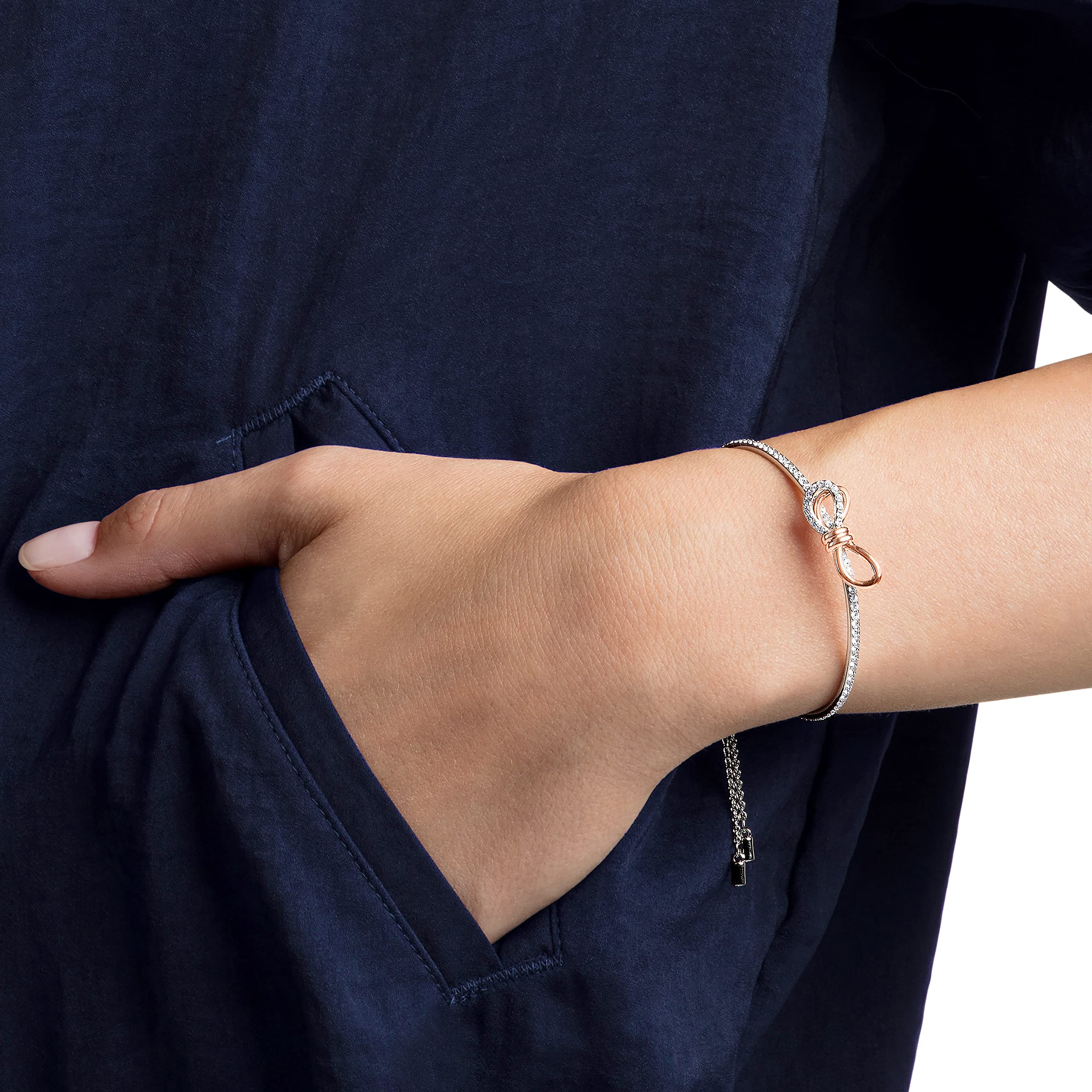 Foto 5 pulgar | Brazalete Swarovski Lifelong Bow Para Mujer, Cristal Blanco - Venta Internacional.