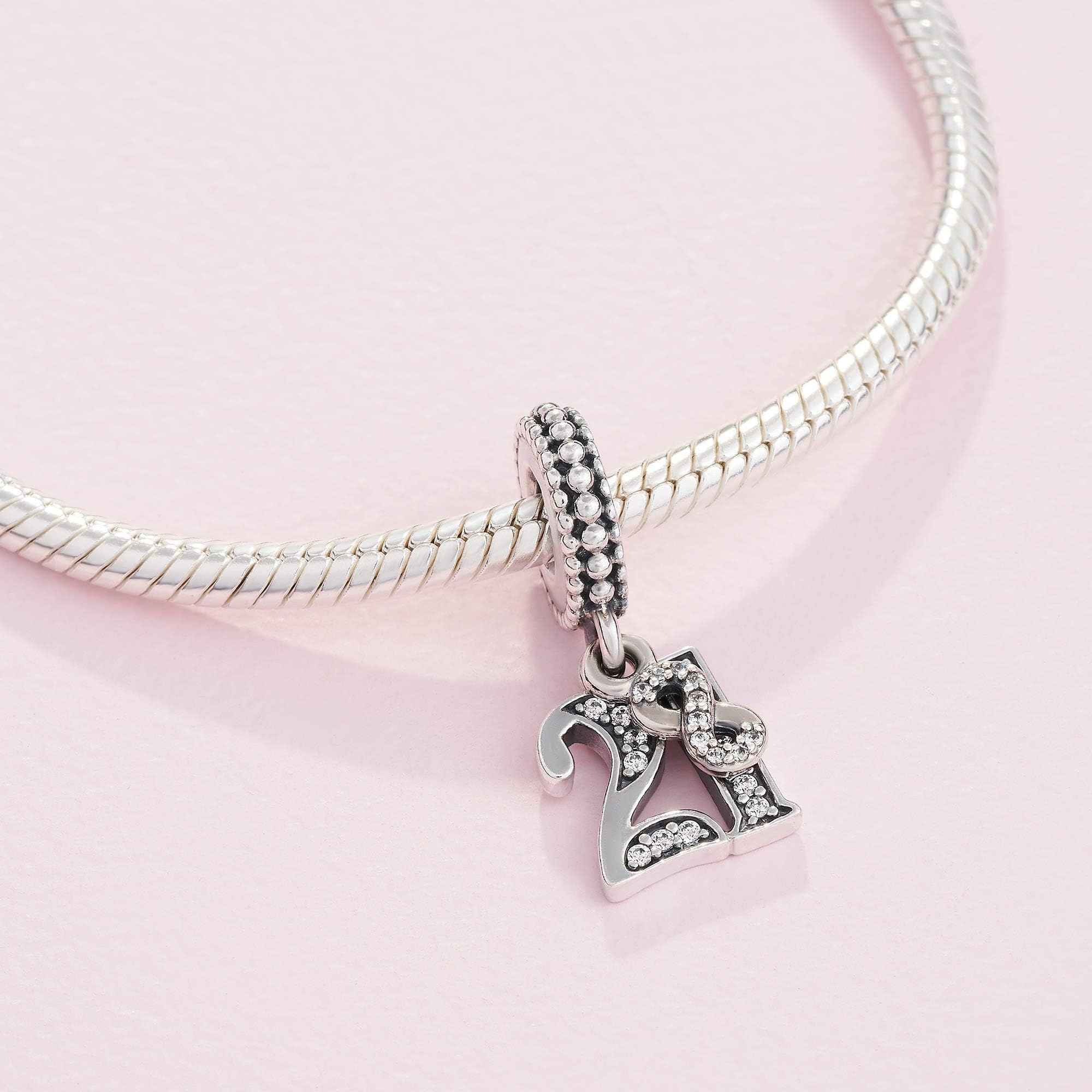 Foto 6 pulgar | Colgante De Plata De Ley Charm Pandora Para La Celebración Del 21° Aniversario - Venta Internacional.