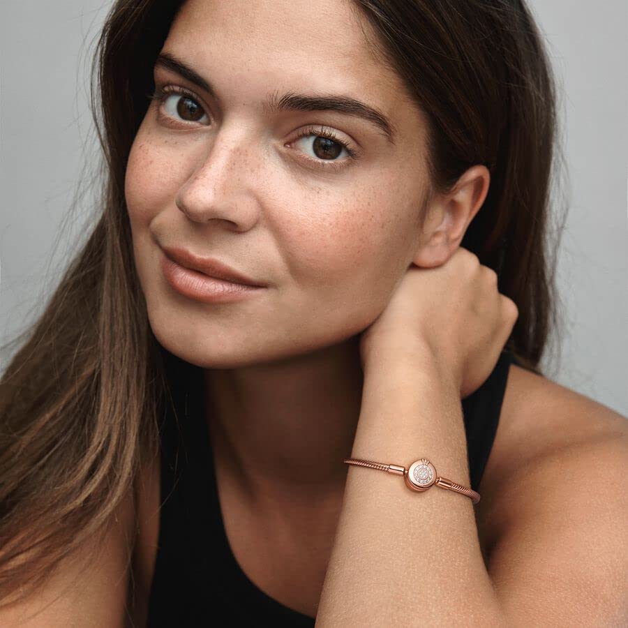 Foto 4 pulgar | Pulsera Pandora Moments Sparkling Crown O Con Cierre Pavé - Venta Internacional.