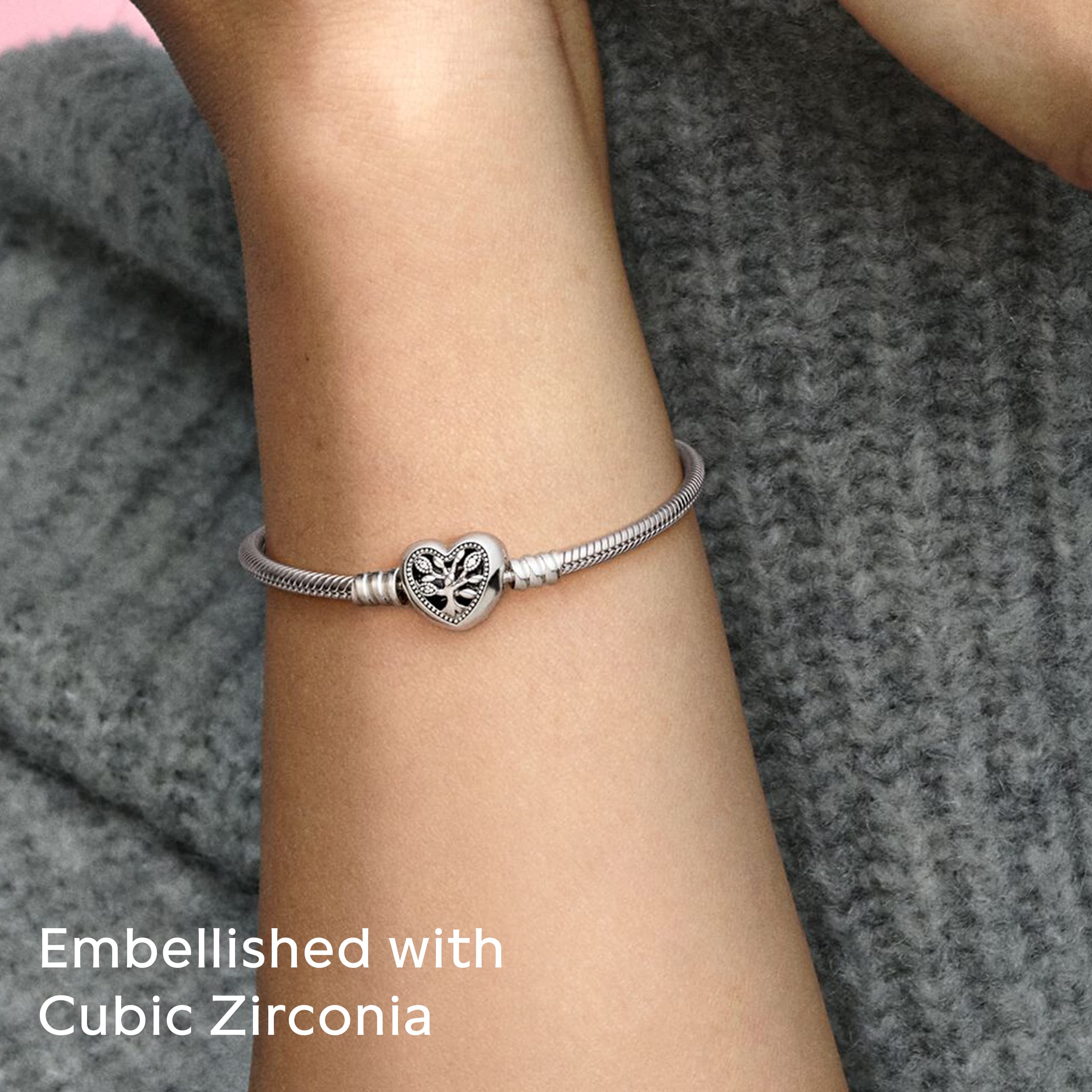 Foto 7 pulgar | Pulsera Pandora Moments Con Forma De Árbol Genealógico Con Cierre De Corazón, Plata - Venta Internacional.
