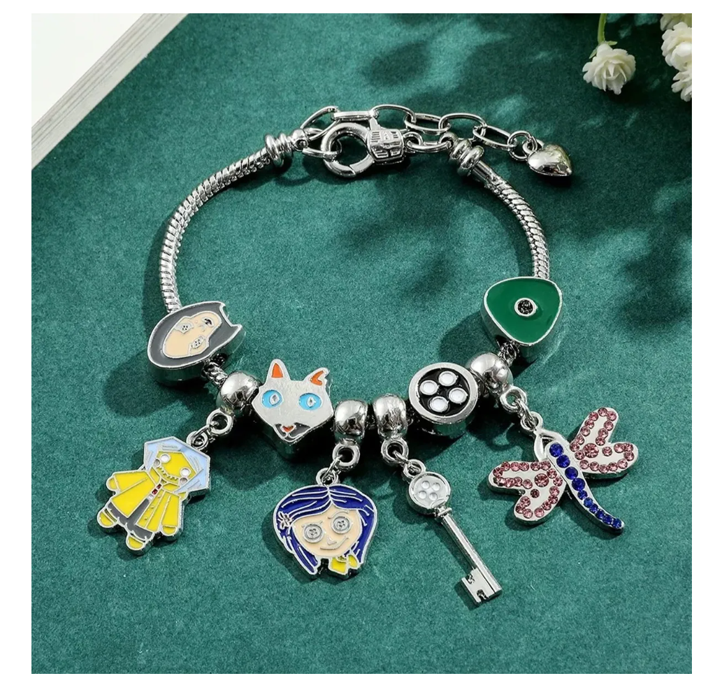 Foto 6 pulgar | Pulsera Plateada Muñeca Coraline Libelula Gato Llave Boton