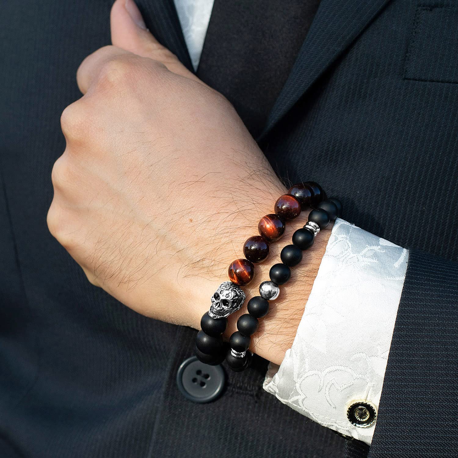 Foto 3 | Brazalete Crucible De Acero Inoxidable Con Calavera, Ojo De Tigre Rojo Y Ónix - Venta Internacional.