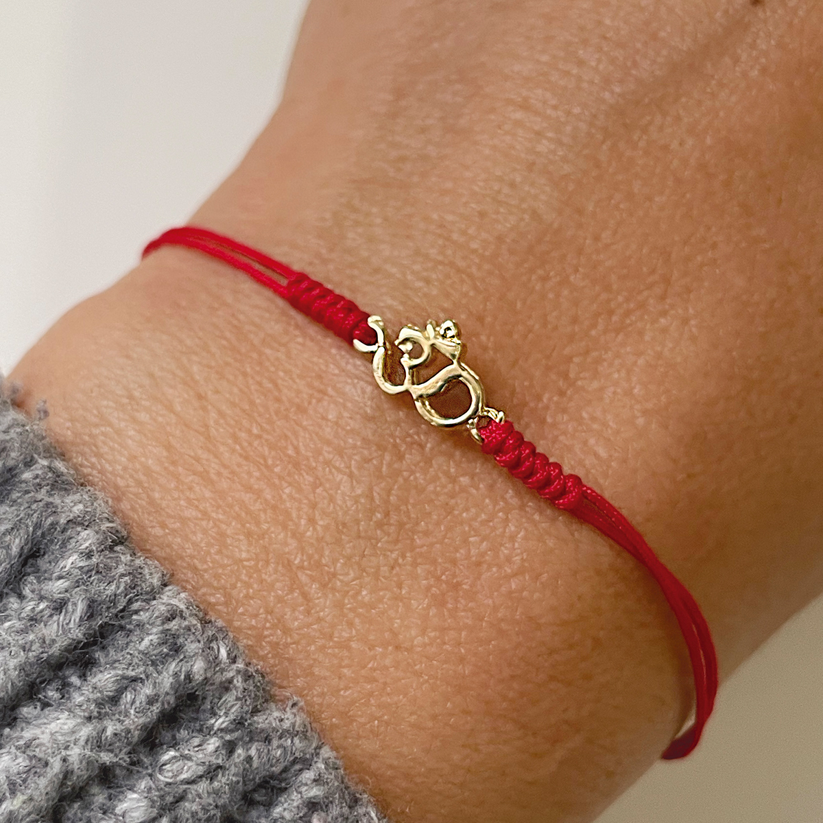 Foto 6 pulgar | Pulsera Roja Vangania Om Oro Regalo Joyería Unisex