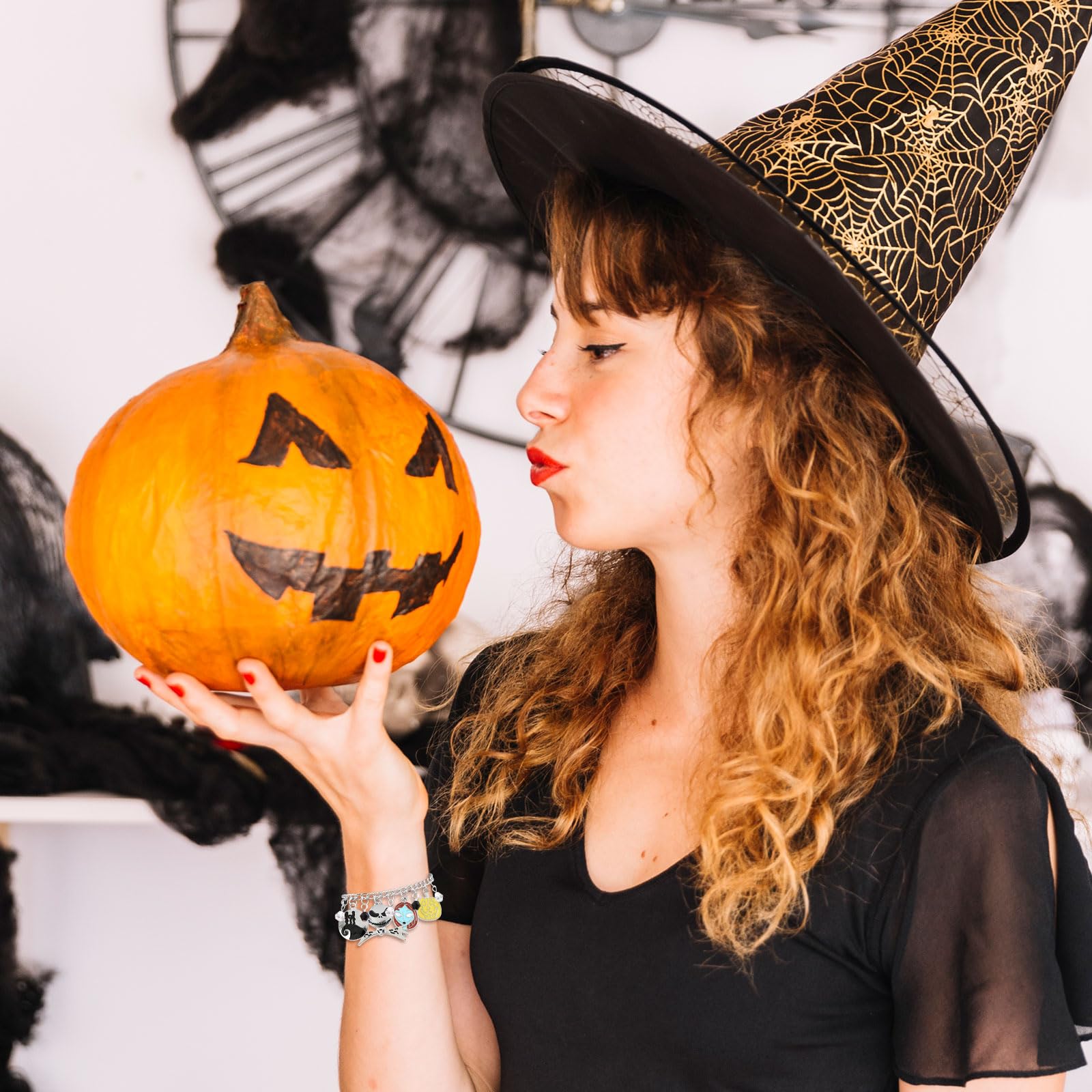 Foto 4 | Pulseras Huasai Halloween Para Mujer Ghost Pumpkin Silver - Venta Internacional.