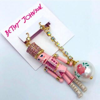Foto 4 | Pendientes Betsey Johnson Cascanueces Con Forma De Bola Lineal Que No Coinciden - Venta Internacional.