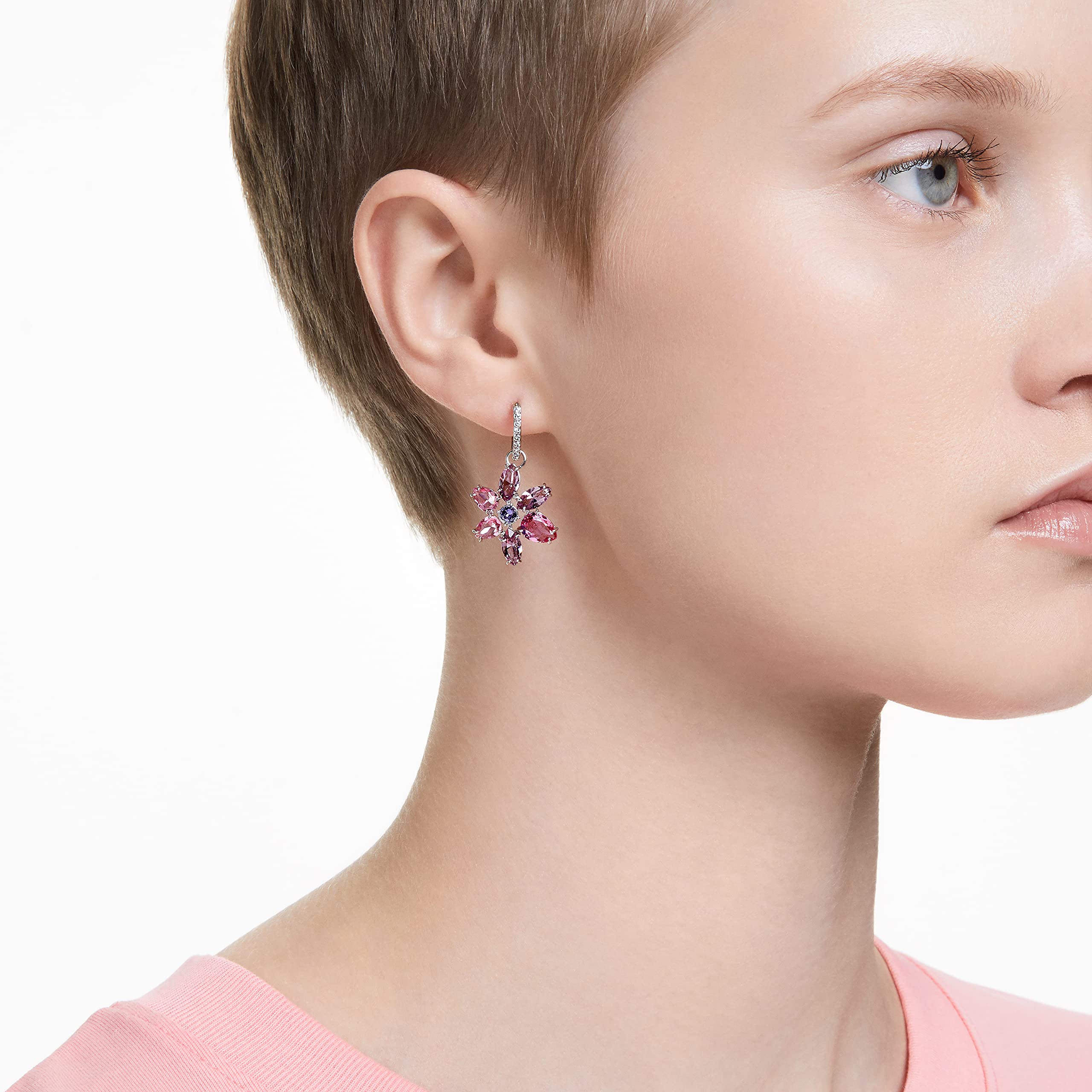 Foto 5 | Pendientes Con Diseño De Flores De Gema De Swarovski Con Cristales Morados - Venta Internacional.