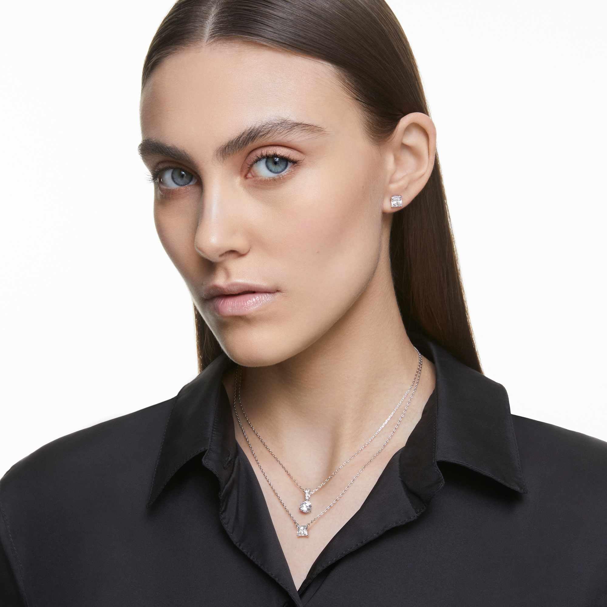 Foto 6 | Pendientes Cuadrados Swarovski Attract Con Cristales Transparentes - Venta Internacional.