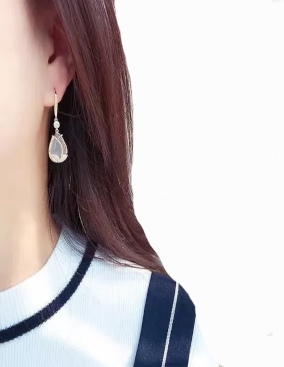 Foto 4 | Aretes De Tulipán + Termo De Agua Güish