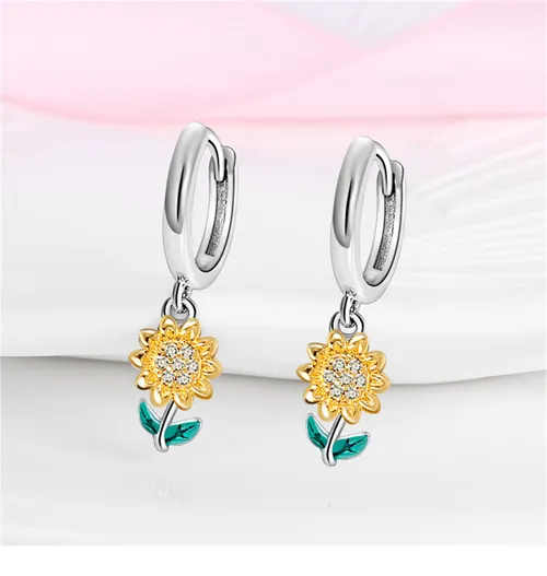 Foto 4 pulgar | Pendientes Xtellar De Aro Aretes, 100% Plata S925, Diseño De Giraso