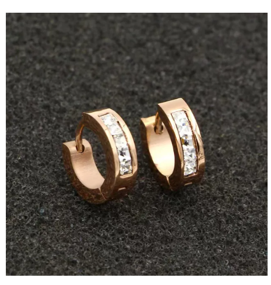 Foto 3 pulgar | Aretes Para Mujer Arracada Dorada Pendientes De Aro Chapada