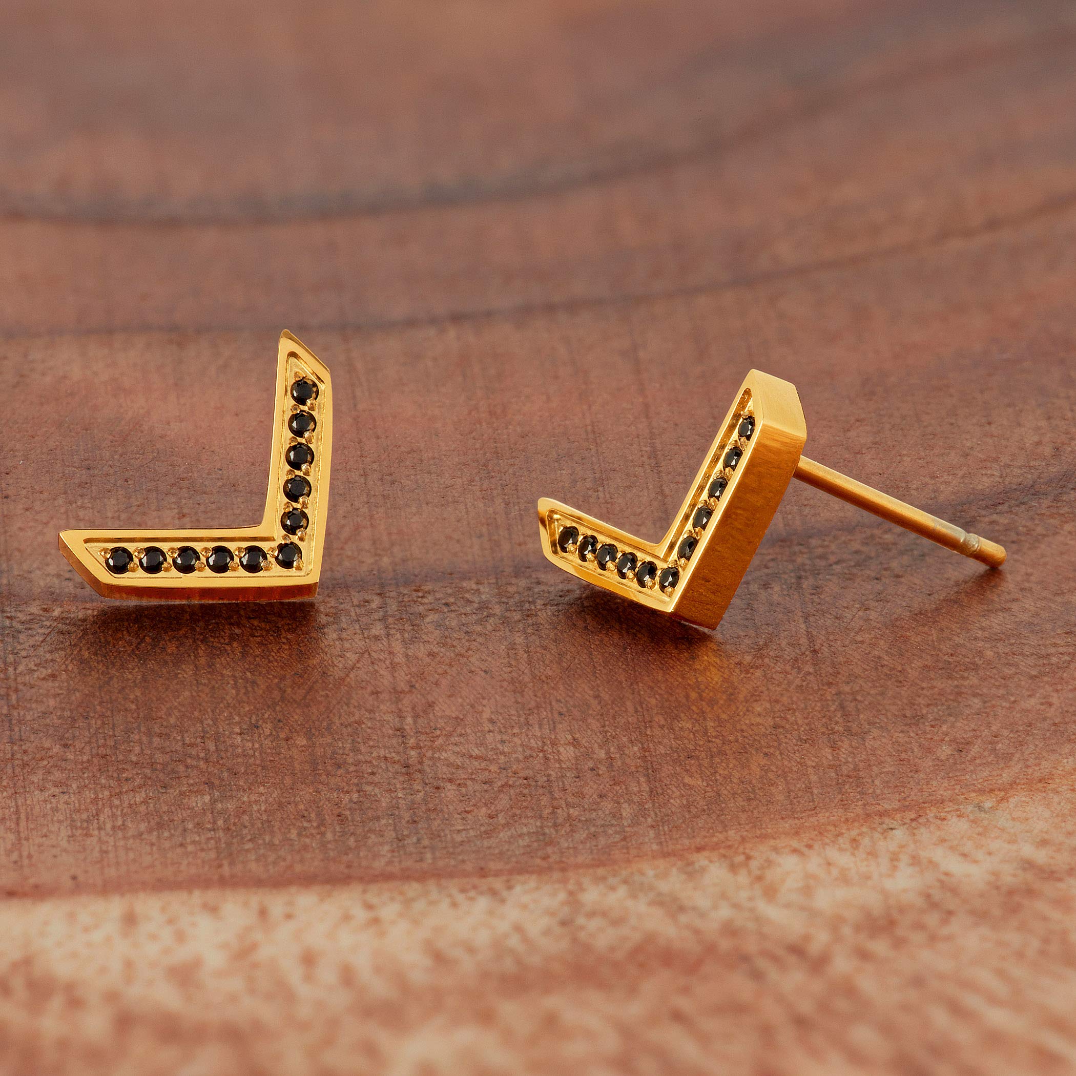 Foto 6 pulgar | Pendientes Elya De Acero Inoxidable Chapados En Oro Con Circonitas - Venta Internacional.