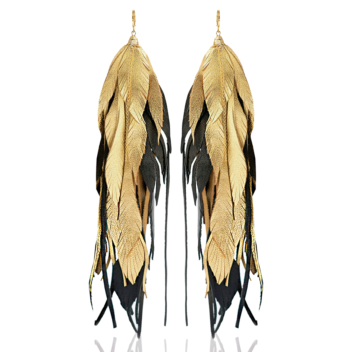 Foto 2 pulgar | Aretes Largos Mujer De Plumas Maxi Raven Gold Vangania