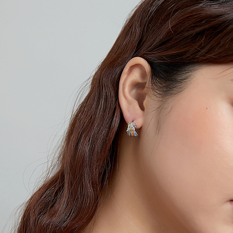 Foto 2 | Aretes Chulada  Pluma Multicolor De Plata .925 Con Chapa De Platino  Se Puede Mojar