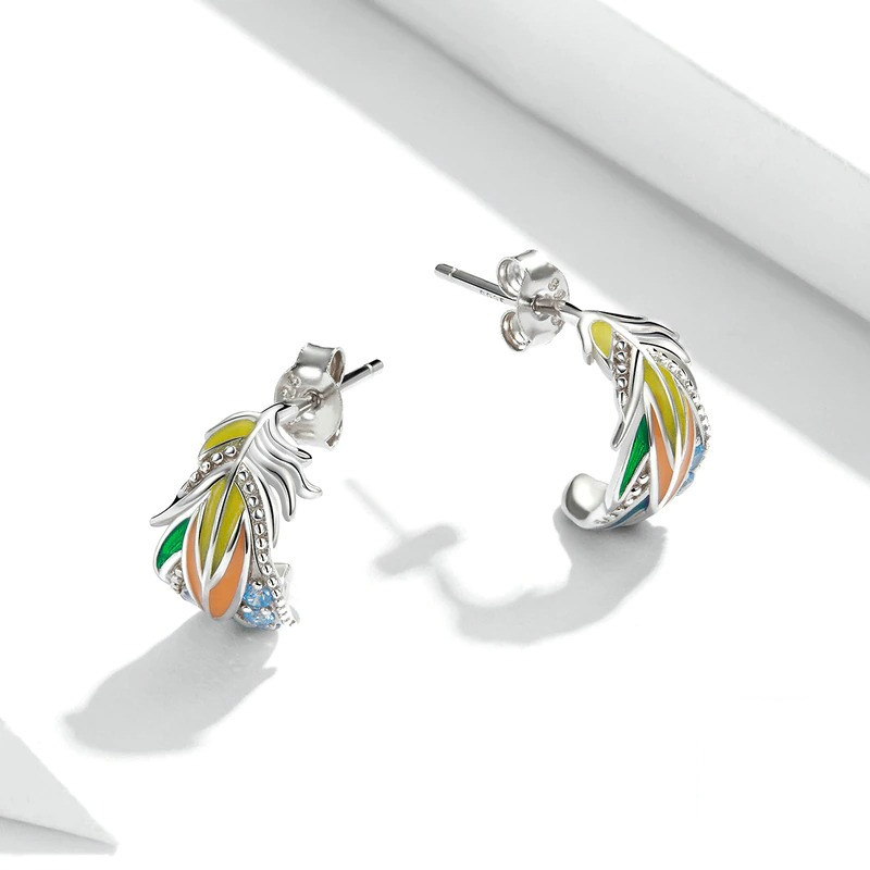 Foto 4 pulgar | Aretes Chulada  Pluma Multicolor De Plata .925 Con Chapa De Platino  Se Puede Mojar