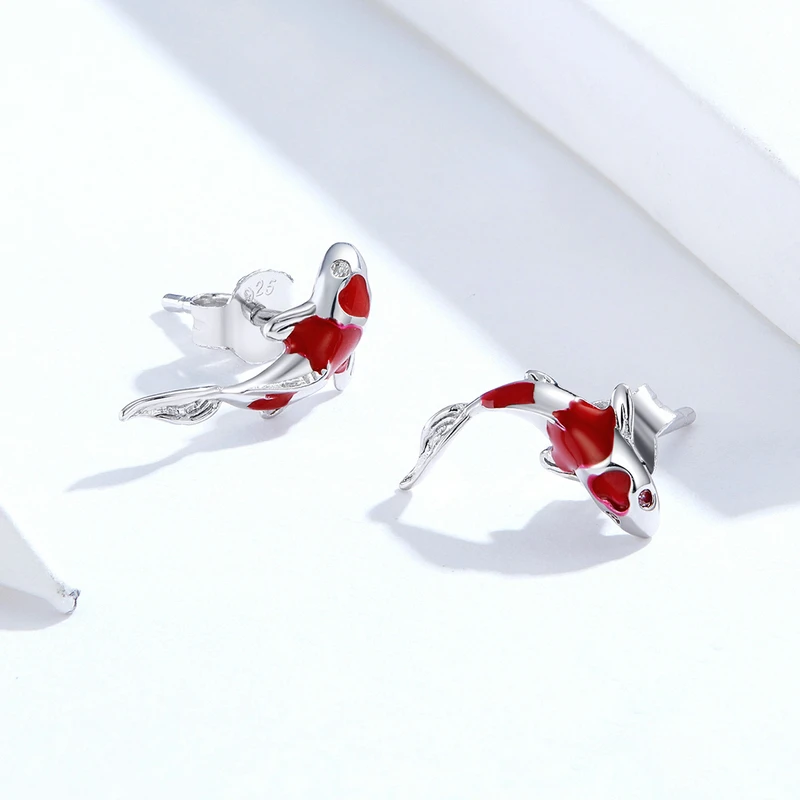 Foto 3 | Aretes Chulada  Pez Koi De Plata .925 Con Chapa De Platino Que Los Protege De Agua Y Químicos