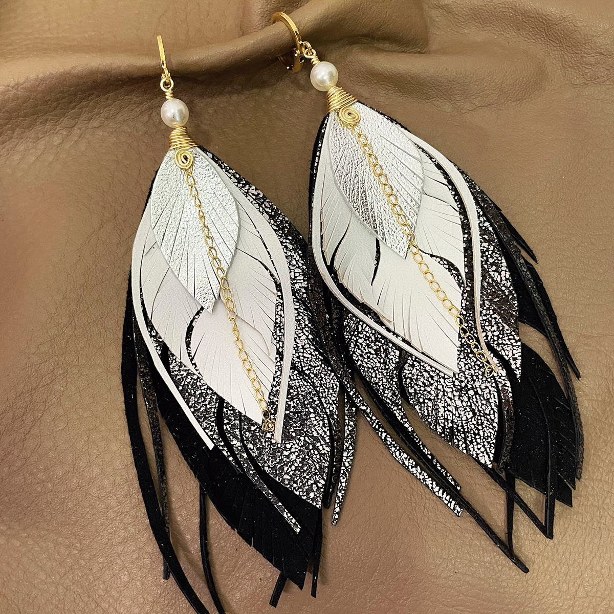Foto 7 pulgar | Aretes Largos De Mujer Vangania Negros Regalo Mujer Joyería
