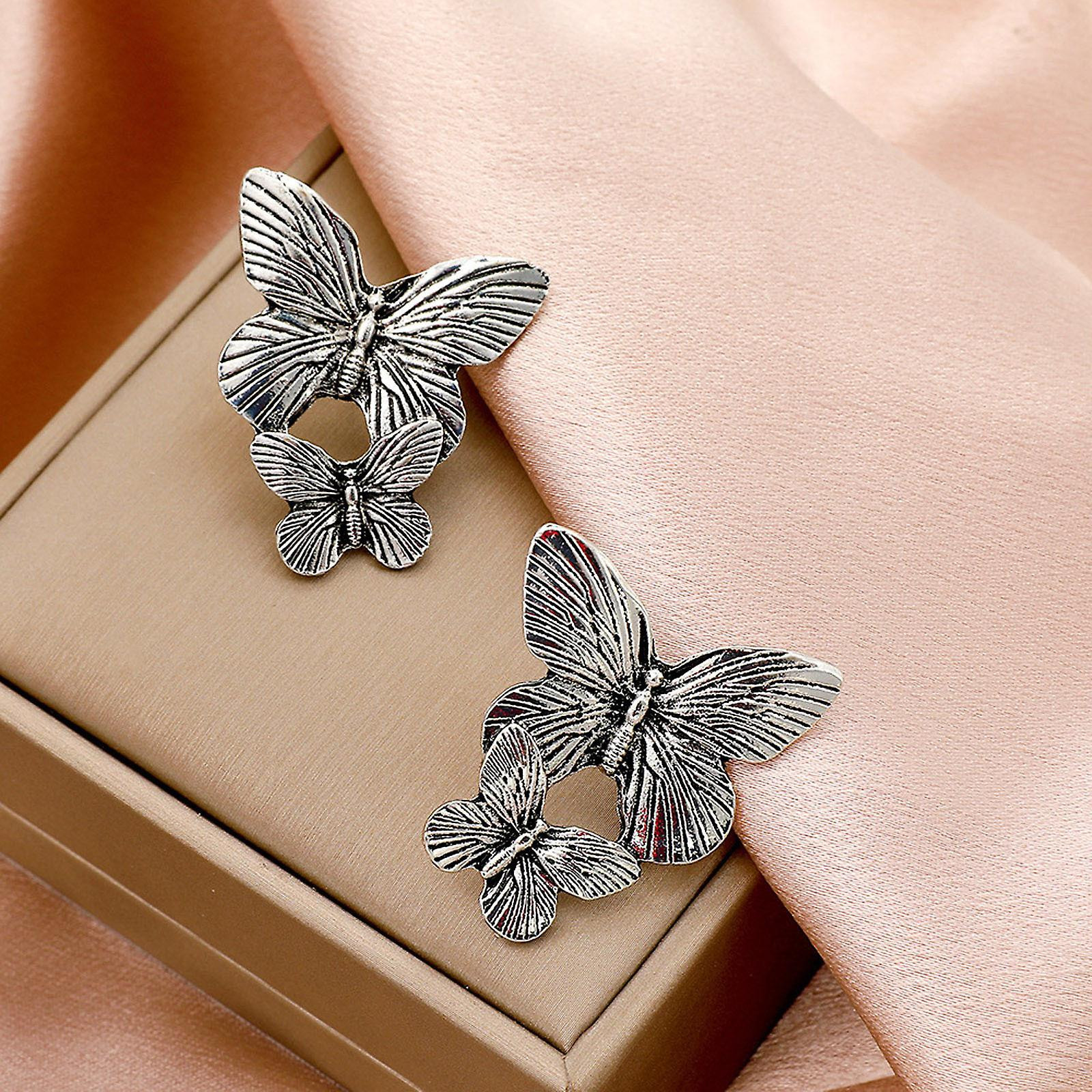 Foto 3 pulgar | Pendientes Huoguo  Modernos  De Aleación Retro  Con Forma De Mariposa  Para Mujer - Venta Internacional.