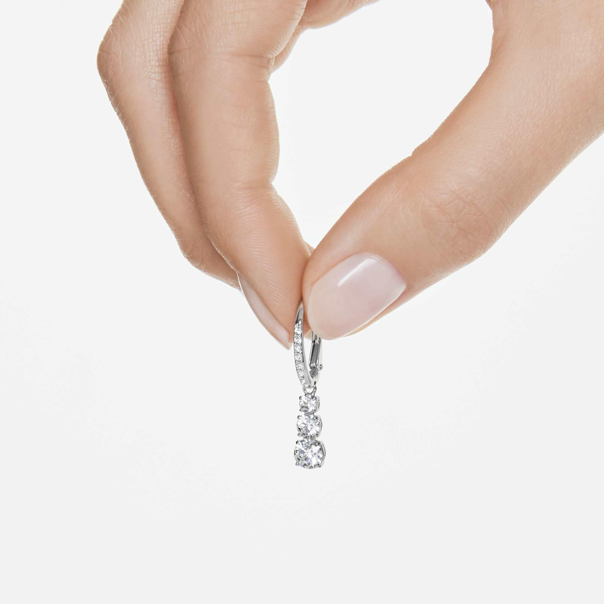 Foto 8 pulgar | Pendientes Swarovski Stilla Attract Trilogy Con Cristales Blancos - Venta Internacional.