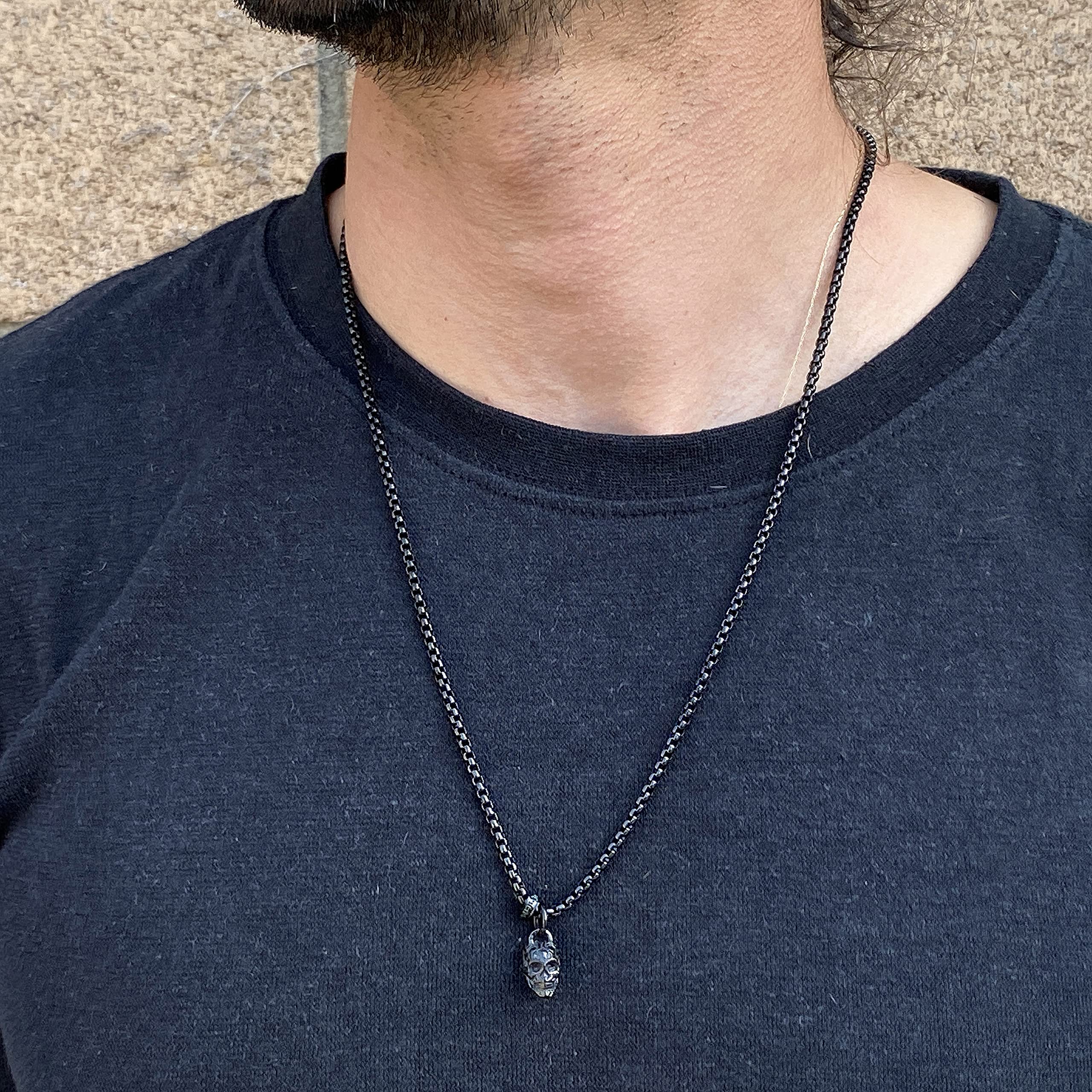 Foto 3 | Collar Crisol De Acero Chapado En Negro Envejecido Y Pulido - Venta Internacional.