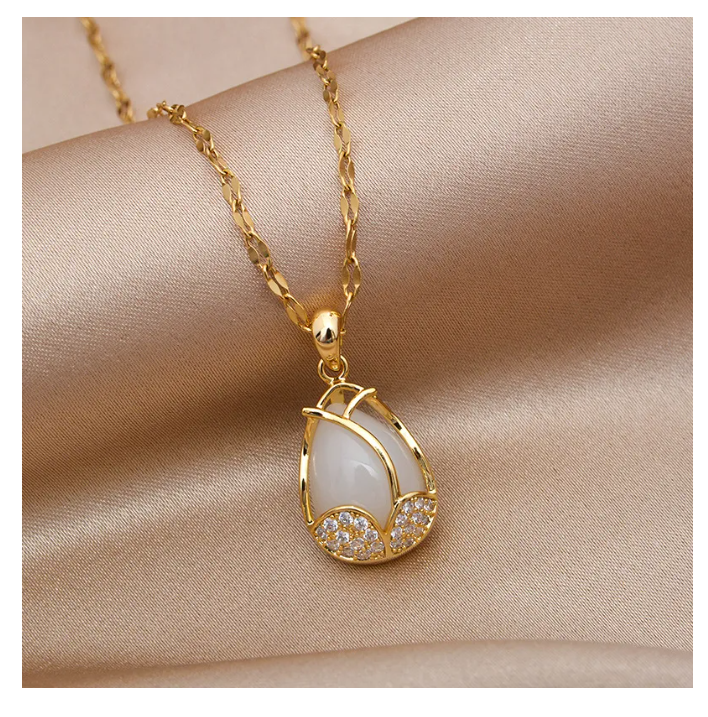 Foto 3 pulgar | Collar Flor De Tulipan Dije Elegante Para Mujer Dama Joyería Delicada Cadena Con Colgante