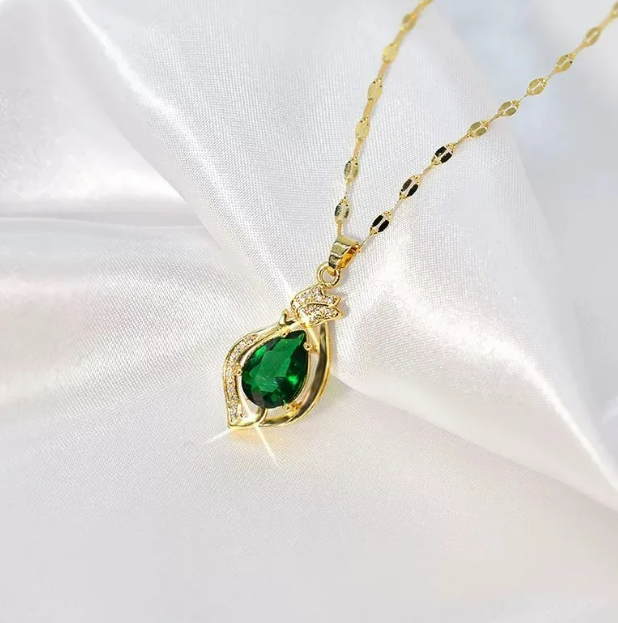 Foto 3 pulgar | Conjunto Elegante De Joyería Xtellar En Oro De 18k Con Circonita Verde Y Símbolo De Suerte