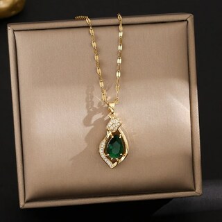 Foto 3 | Conjunto Elegante De Joyería Xtellar En Oro De 18k Con Circonita Verde Y Símbolo De Suerte