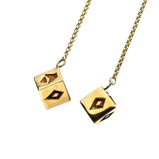 Foto 1 | Collar: Star Wars Han Solo Corellian Gold Dados 3d - Venta Internacional.