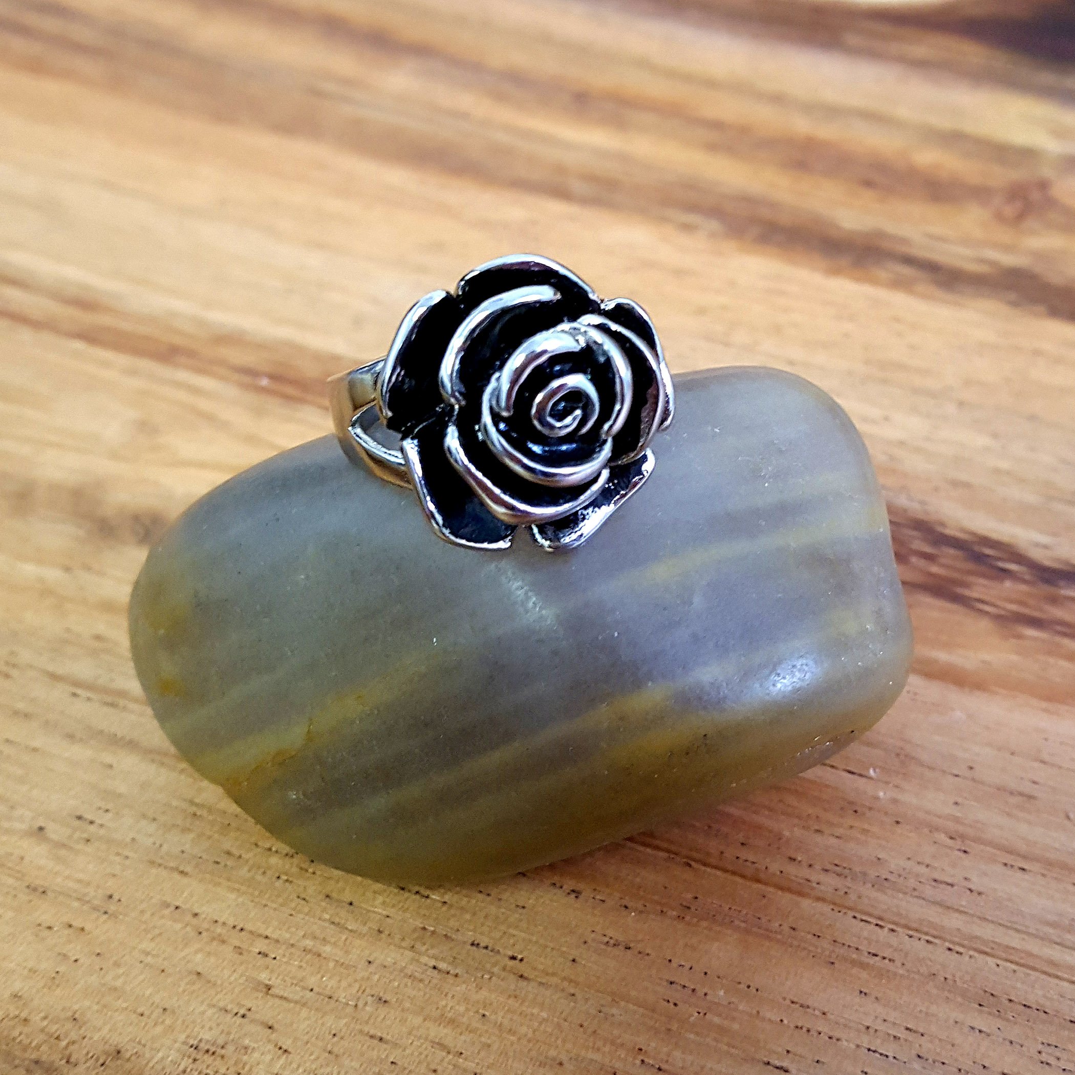 Foto 5 | Anillo West Coast Jewelry Elya De Acero Inoxidable Con Forma De Rosa, Tamaño 6 - Venta Internacional.