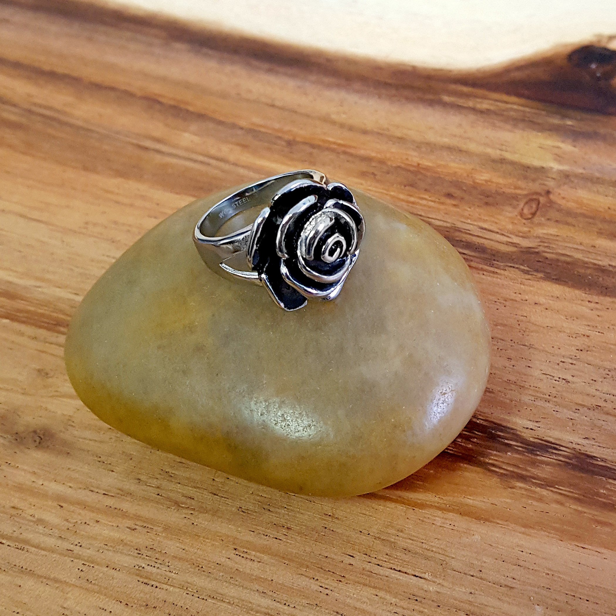 Foto 7 pulgar | Anillo West Coast Jewelry Elya De Acero Inoxidable Con Forma De Rosa, Tamaño 6 - Venta Internacional.