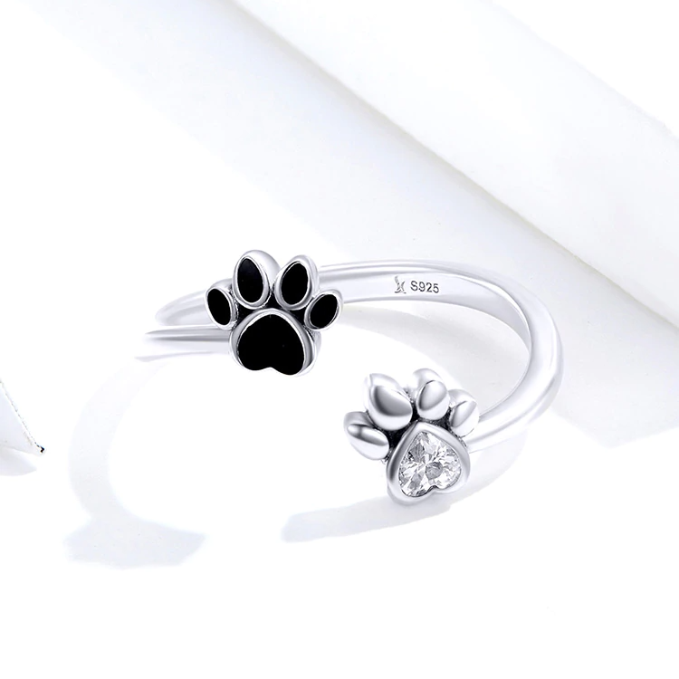 Foto 5 pulgar | Anillo Chulada, Huellitas Perro De Plata .925 Con Chapa De Platino, Se Pude Mojar