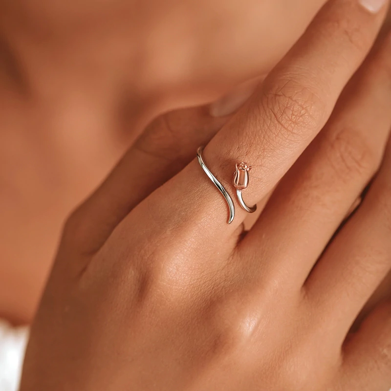 Foto 4 pulgar | Anillo Chulada, Rosa Flor De Plata .925 Con Chapa De Platino, Se Pude Mojar