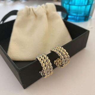 Foto 2 | Pendientes Huoguo Pendientes De Tuerca Con Forma Dorada Para Mujer 3 Unidades - Venta Internacional.